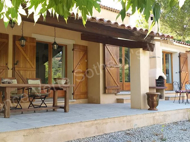 Maison Tourtour - 4 chambres - 145m²