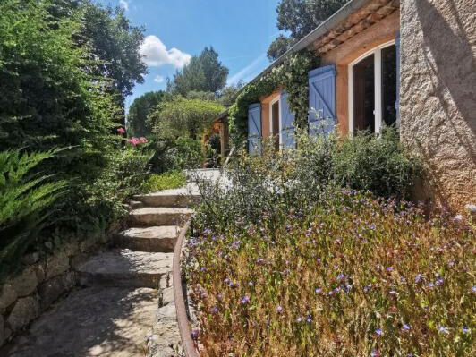 House Trans-en-Provence - 4 bedrooms