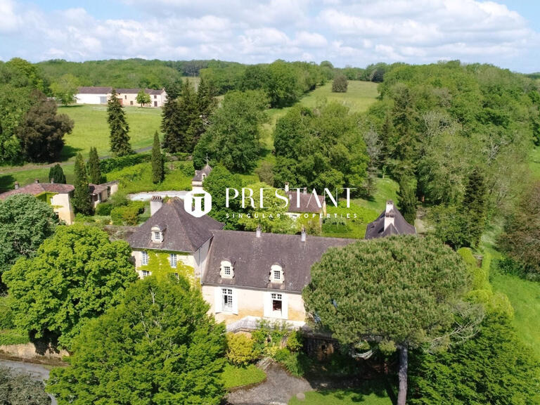 Manor Trémolat - 17 bedrooms - 904m²