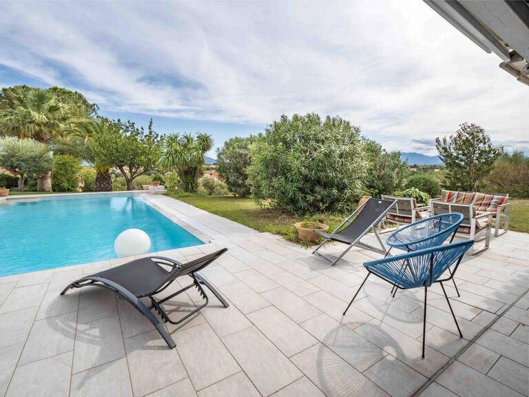 Maison Trouillas - 5 chambres - 260m²