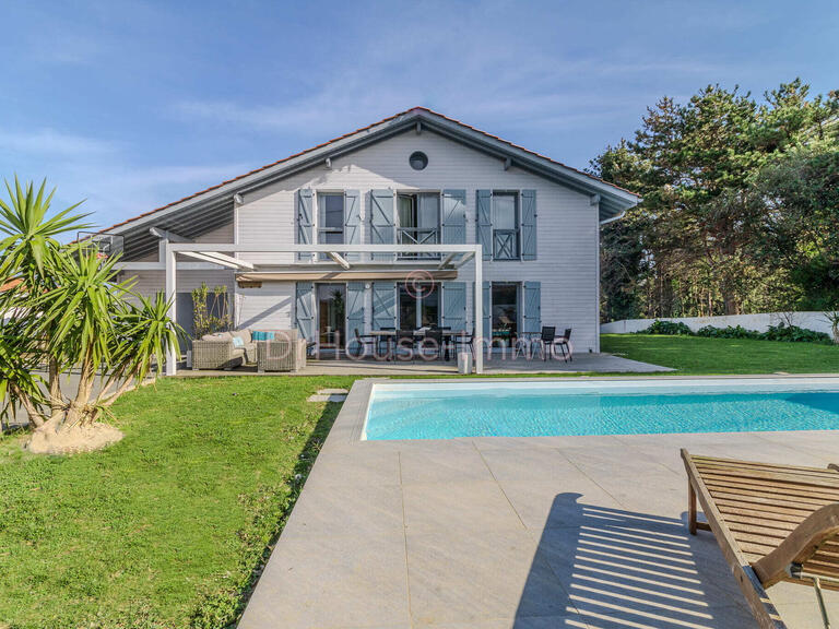 Villa Urrugne - 4 bedrooms - 168m²