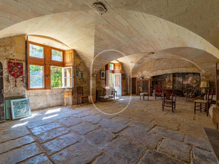 Castle Uzès - 10 bedrooms - 550m²