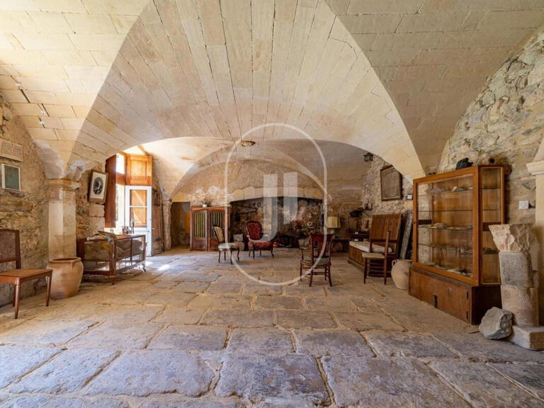 Castle Uzès - 10 bedrooms - 550m²