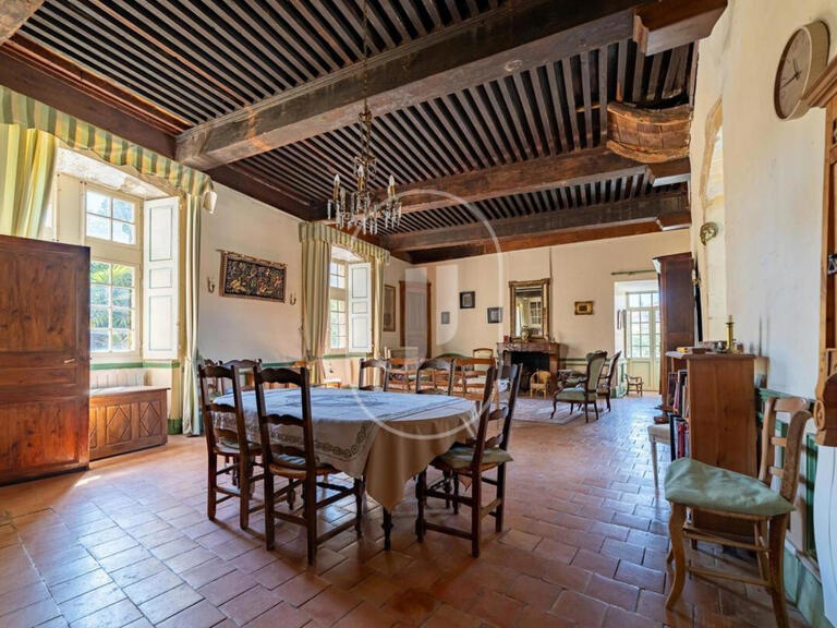 Château Uzès - 10 chambres - 550m²