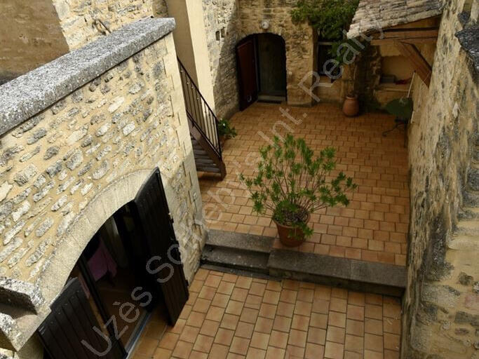 Maison Uzès - 4 chambres - 183m²