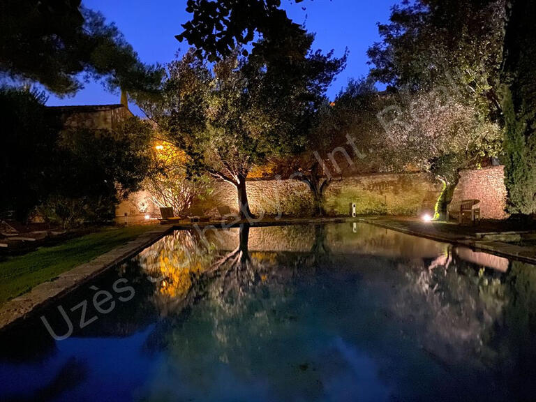 House Uzès - 22 bedrooms - 2700m²