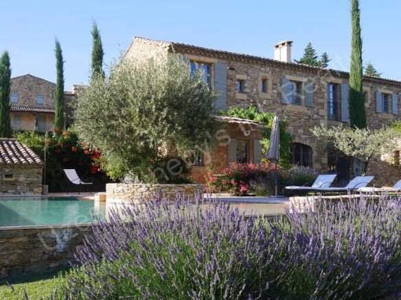 House Uzès - 8 bedrooms - 300m²