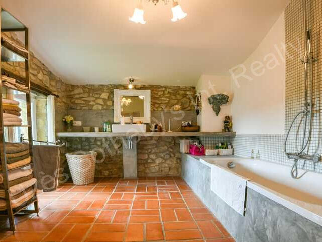 House Uzès - 4 bedrooms - 222m²