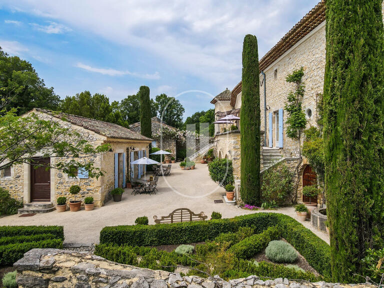 Maison Uzès - 9 chambres - 394m²