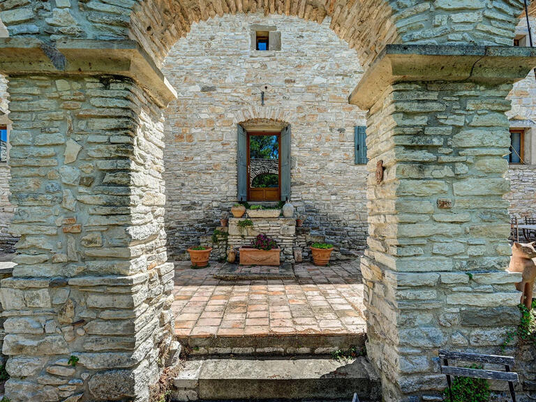 Maison Uzès - 5 chambres - 300m²