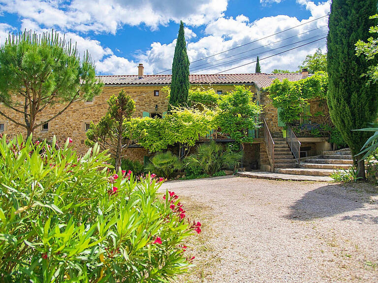 House Uzès - 17 bedrooms - 571m²