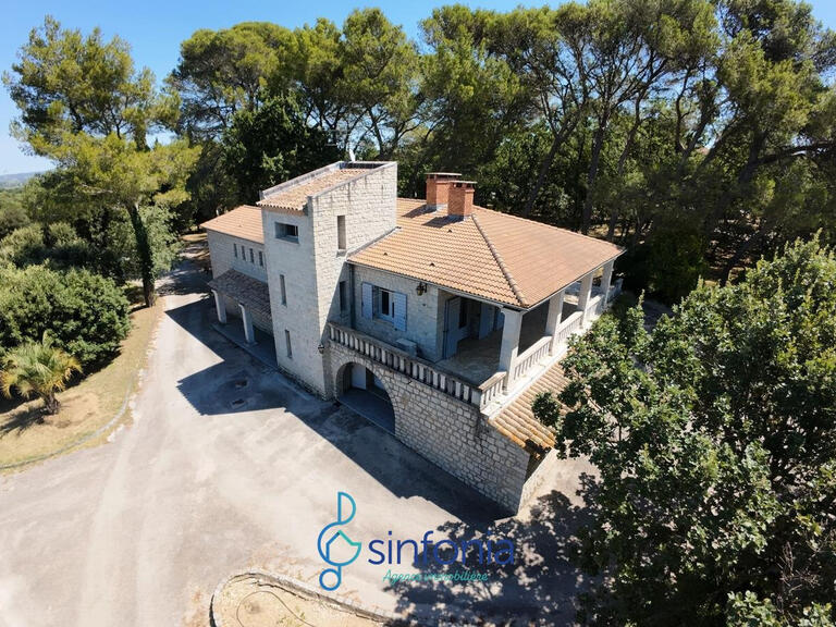 House Uzès - 5 bedrooms - 246m²