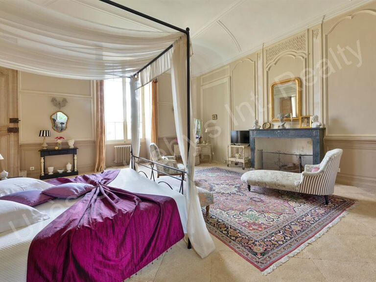 Propriété Uzès - 22 chambres - 2700m²