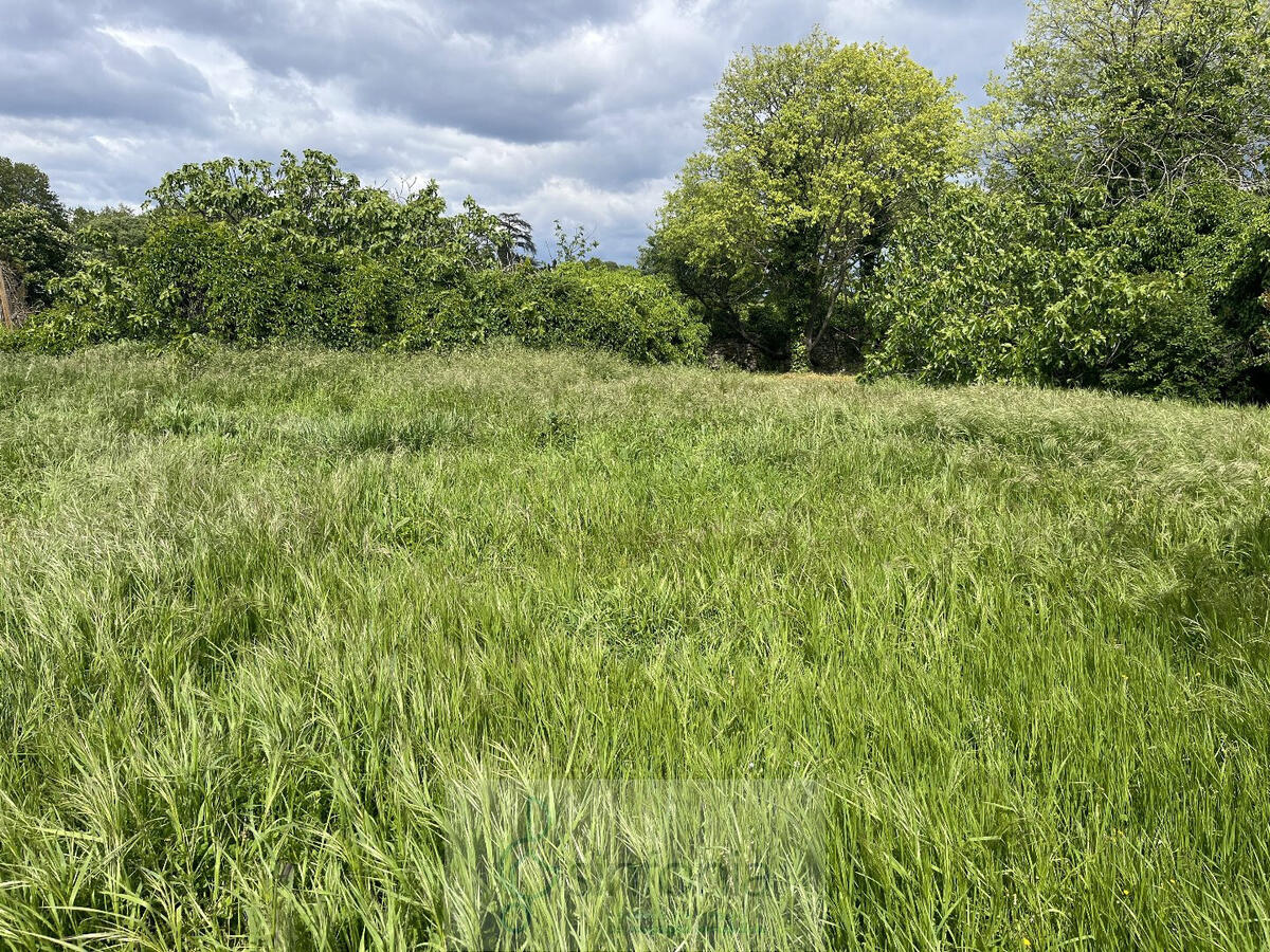 Terrain Uzès