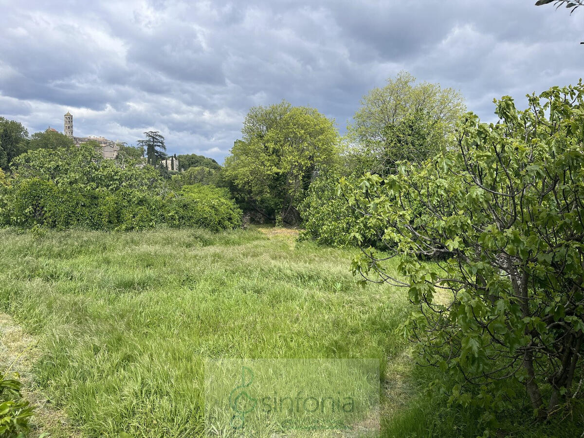 Terrain Uzès