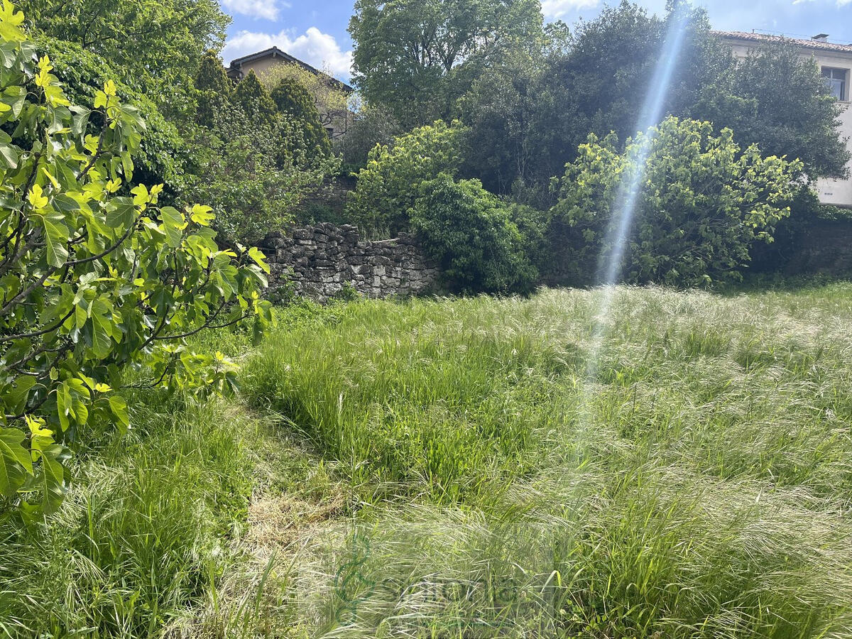 Terrain Uzès