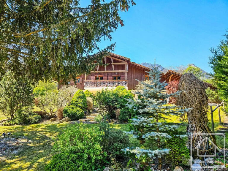 Chalet Vacheresse - 5 bedrooms - 220m²