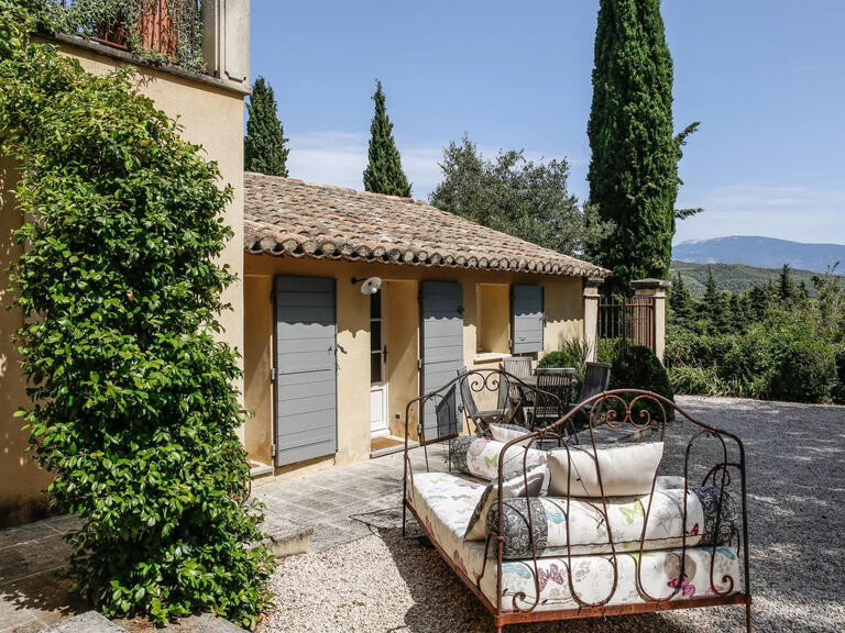 House Vaison-la-Romaine - 5 bedrooms - 10000m²