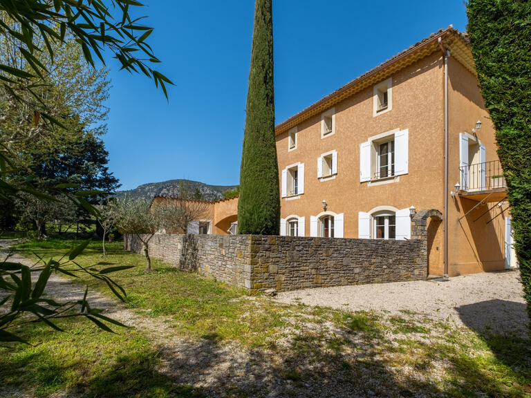 Maison Vaison-la-Romaine - 5 chambres - 195m²