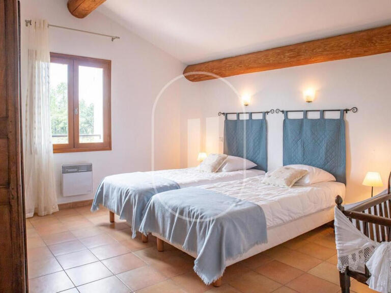 Propriété Vaison-la-Romaine - 12 chambres - 465m²