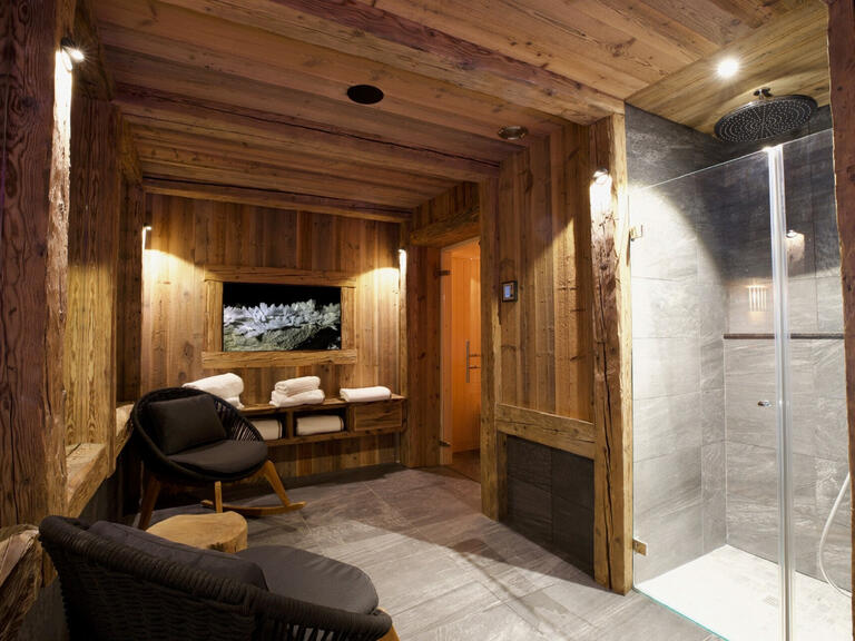 Apartment Val-d'Isère - 5 bedrooms - 214m²