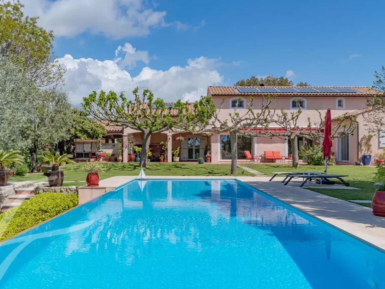 Maison Valbonne - 4 chambres - 213m²