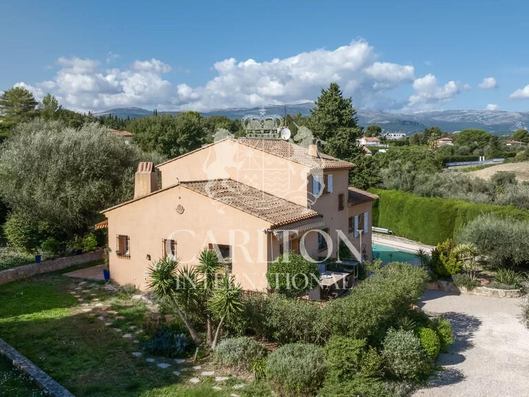 Maison Valbonne - 4 chambres - 141m²