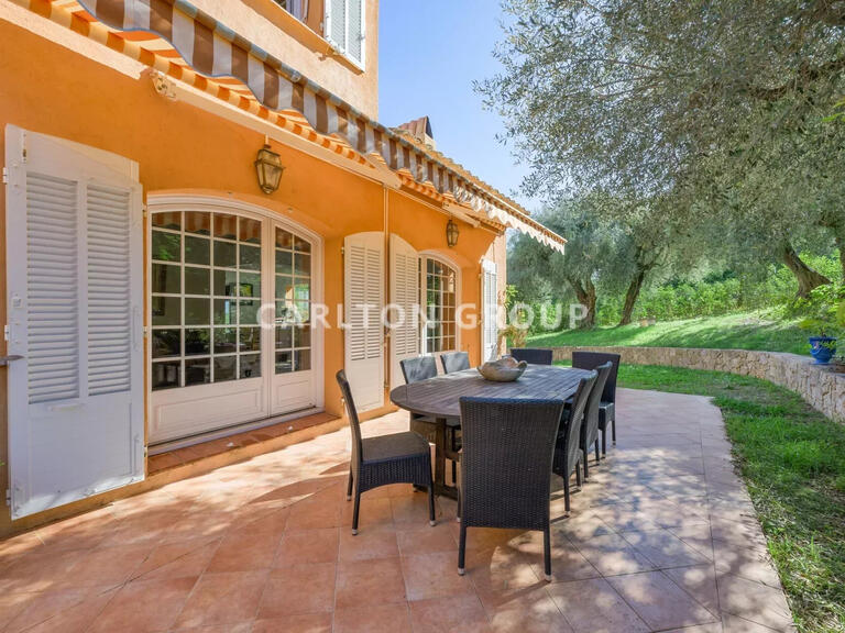 Maison Valbonne - 4 chambres - 141m²