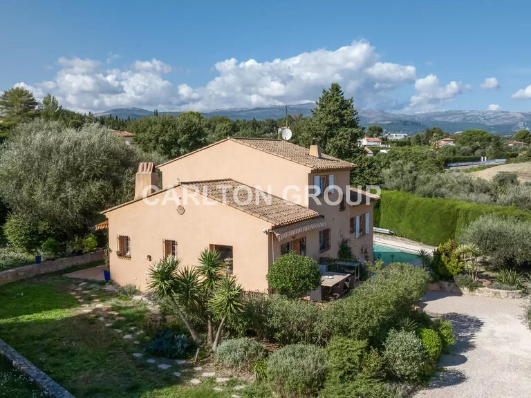 Maison Valbonne - 4 chambres - 141m²