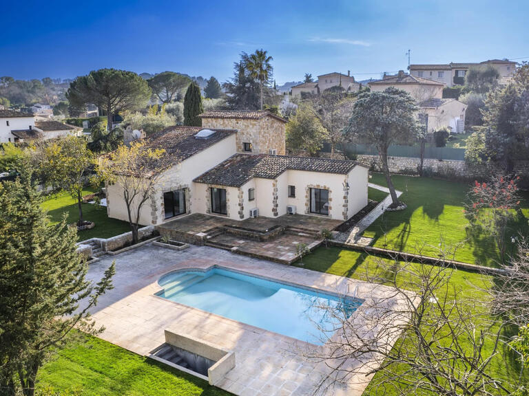 Villa Valbonne - 5 chambres - 165m²