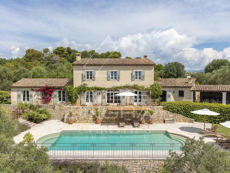 Villa Valbonne - 6 bedrooms - 400m²