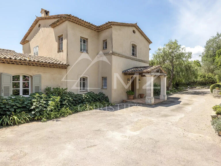 Villa Valbonne - 6 bedrooms - 400m²