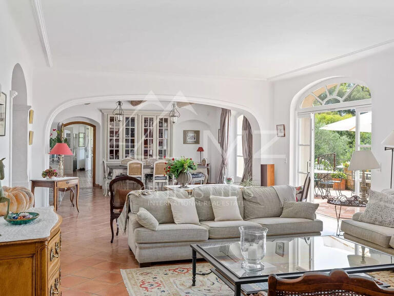 Villa Valbonne - 6 bedrooms - 400m²