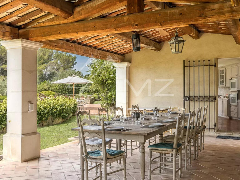 Villa Valbonne - 6 bedrooms - 400m²