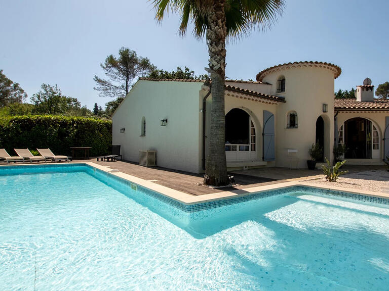 Villa Valbonne - 5 bedrooms - 200m²