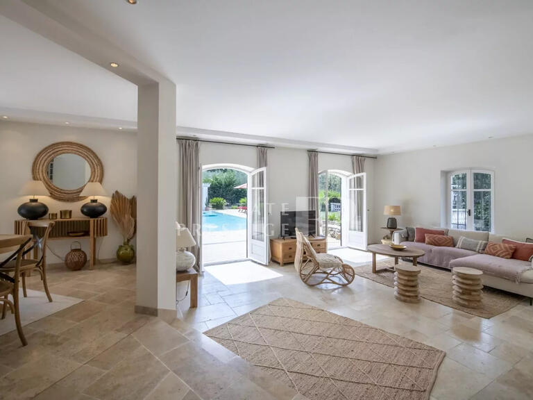 Villa Valbonne - 4 bedrooms - 162m²