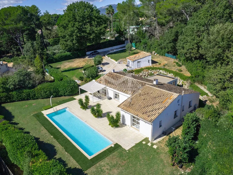 Villa Valbonne - 4 bedrooms - 210m²