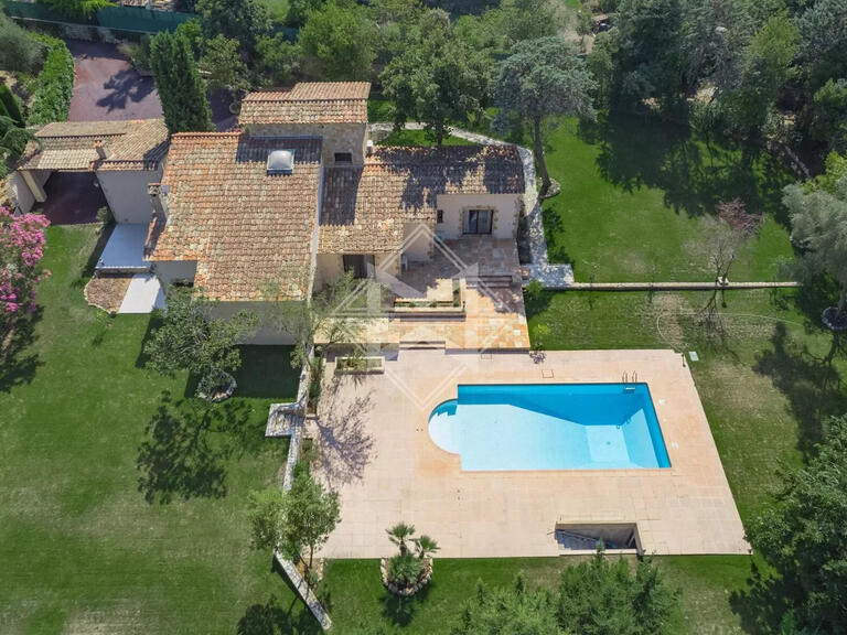 Villa Valbonne - 5 bedrooms - 181m²