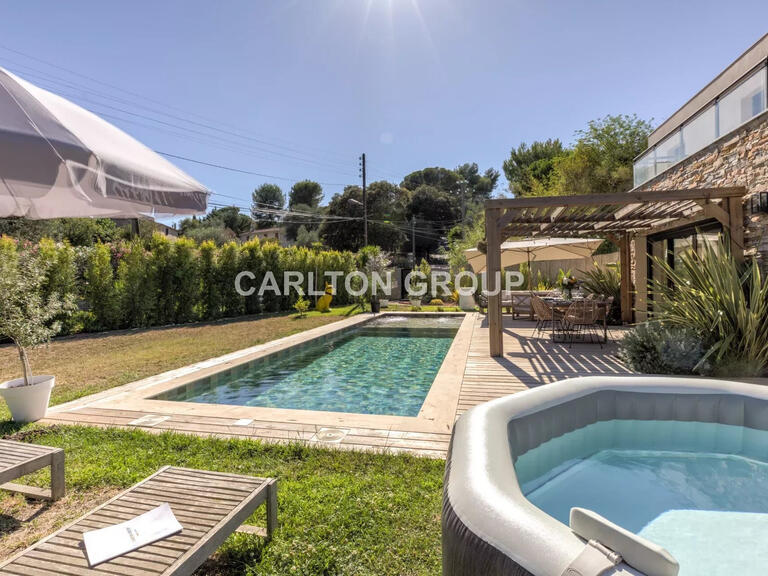 Villa Vallauris - 4 bedrooms - 142m²