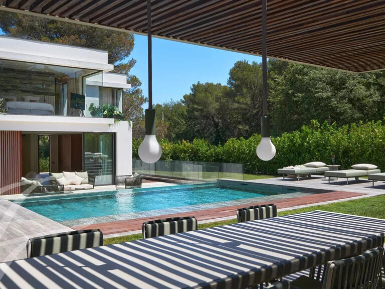 Villa Vallauris - 5 bedrooms - 250m²