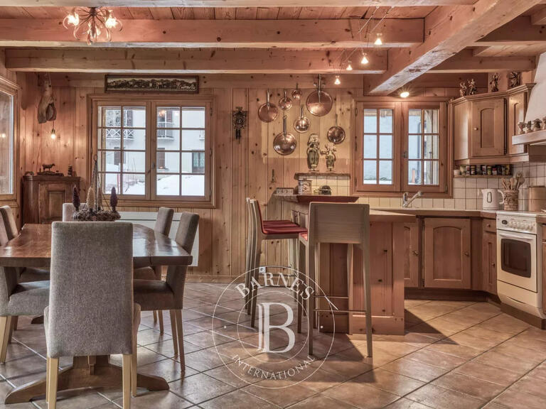 Chalet Vallorcine - 4 bedrooms - 211m²