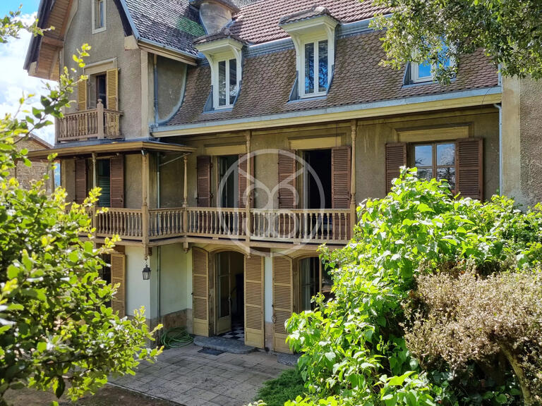 Vente Propriété Vaugneray - 8 chambres