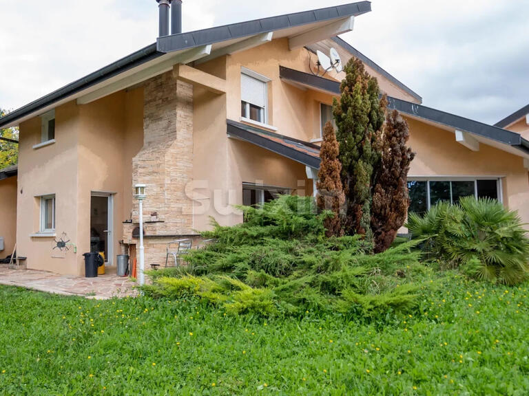 House Veigy-Foncenex - 8 bedrooms - 2150m²