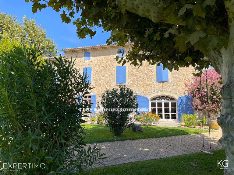 Maison Velleron - 7 chambres - 348m²