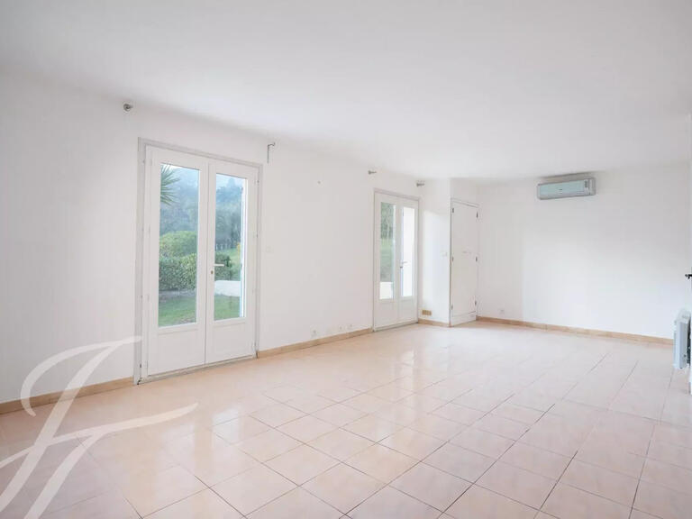 Maison Vence - 4 chambres - 275m²