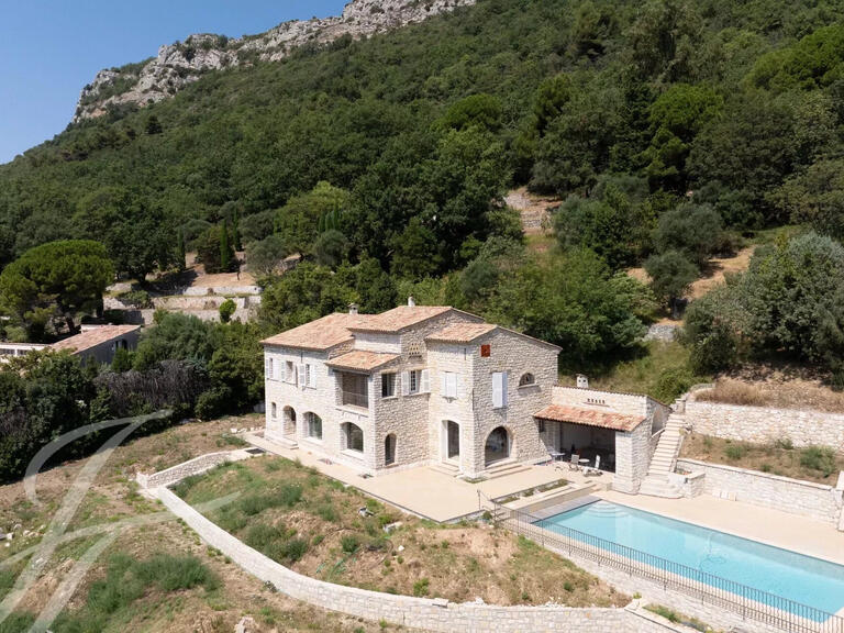 House Vence - 12 bedrooms - 22720m²