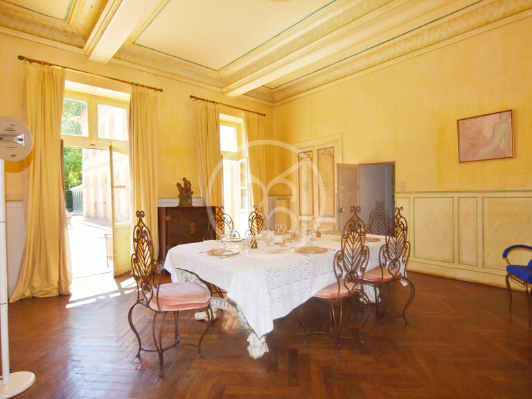 Château Verdun-sur-Garonne - 10 chambres - 989m²