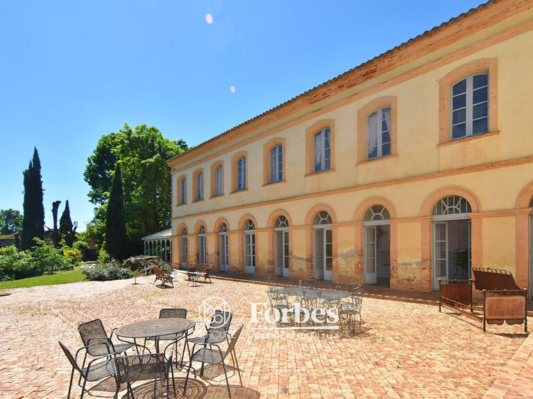 Château Verdun-sur-Garonne - 10 chambres - 989m²