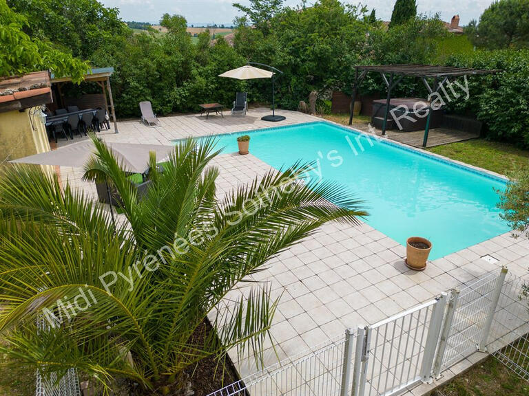 House Verfeil - 7 bedrooms - 390m²