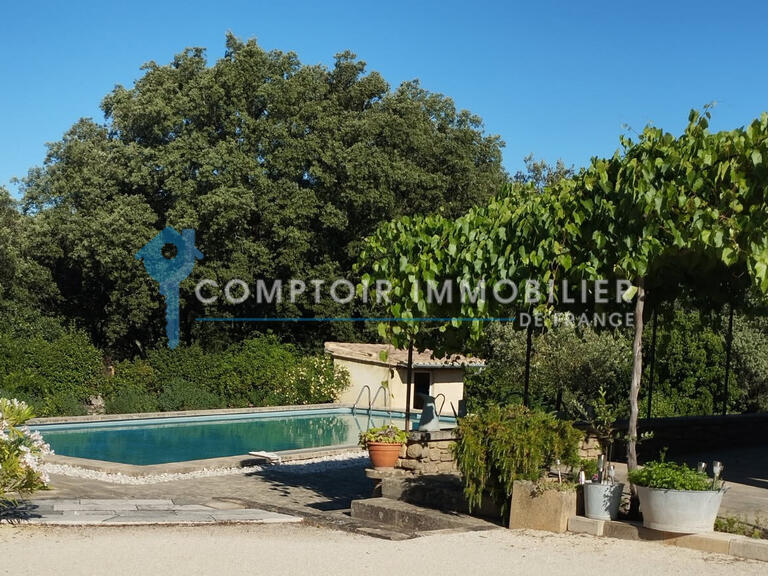 Villa Vers-Pont-du-Gard - 4 bedrooms - 173m²